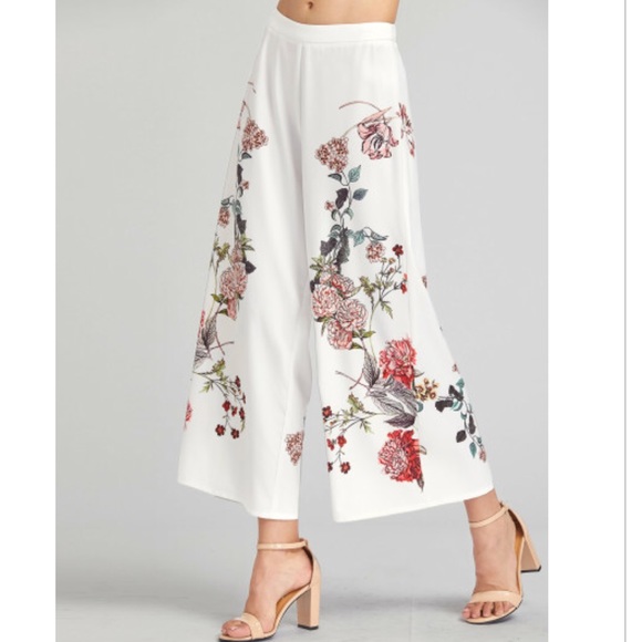 SHEIN Pants - Crop pant wide leg white with flowers